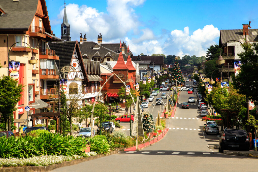 Gramado se destaca em transparência pública na educação